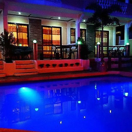 Sabang Inn Beach Resort Пуэрто-Галера Экстерьер фото